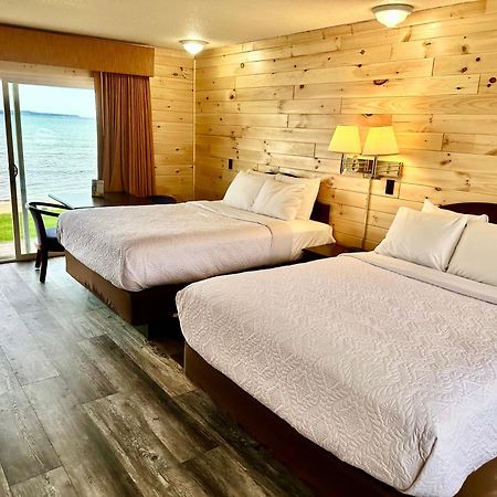 Bridgeview Motel Mackinaw City Esterno foto